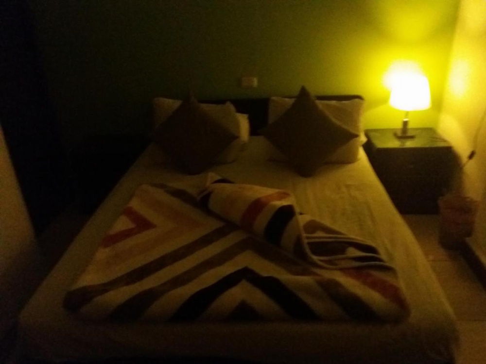 Single Room with Shared Bathroom